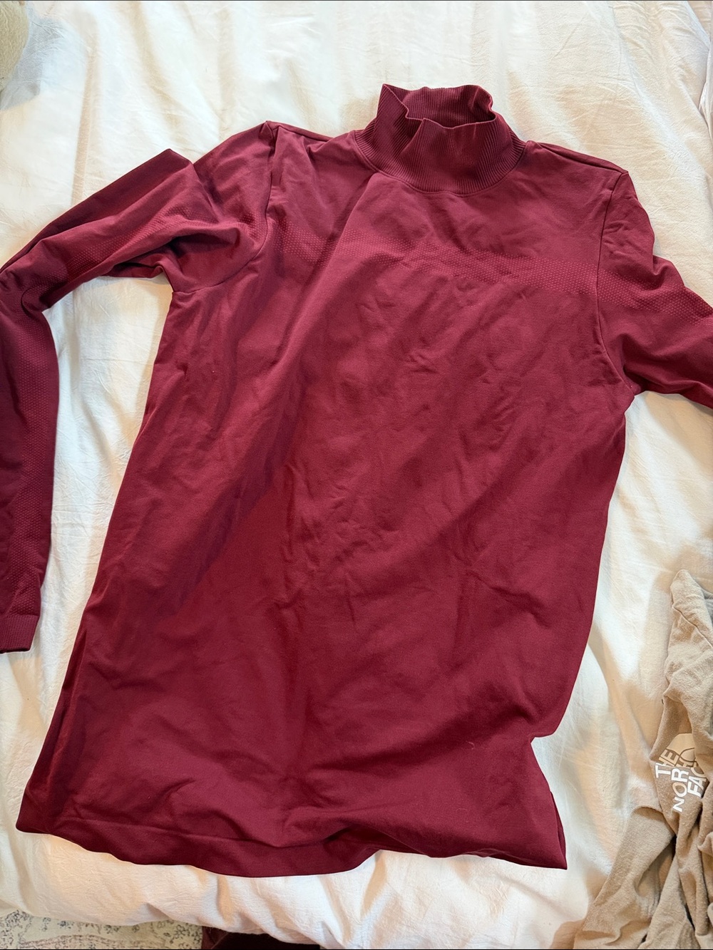 Tumi Men's Burgundy Long-Sleeve Turtleneck